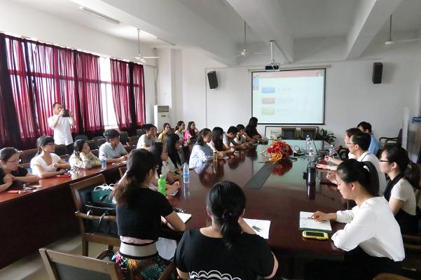 yl23455永利举办北京外国语大学2014年暑期夏令营宣讲会